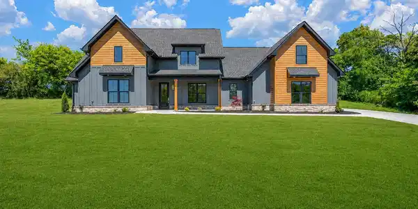1211 Herbert Drive