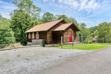 1148 Laurel Rd