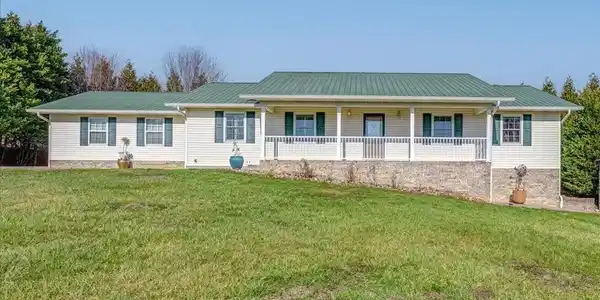 228 Florence Circle
