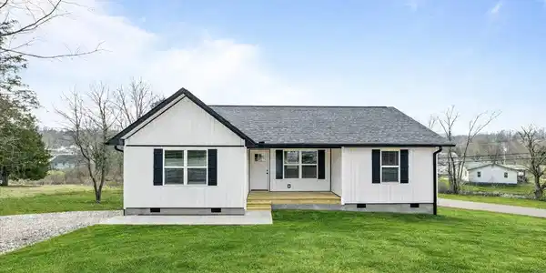 114 Brook Lane