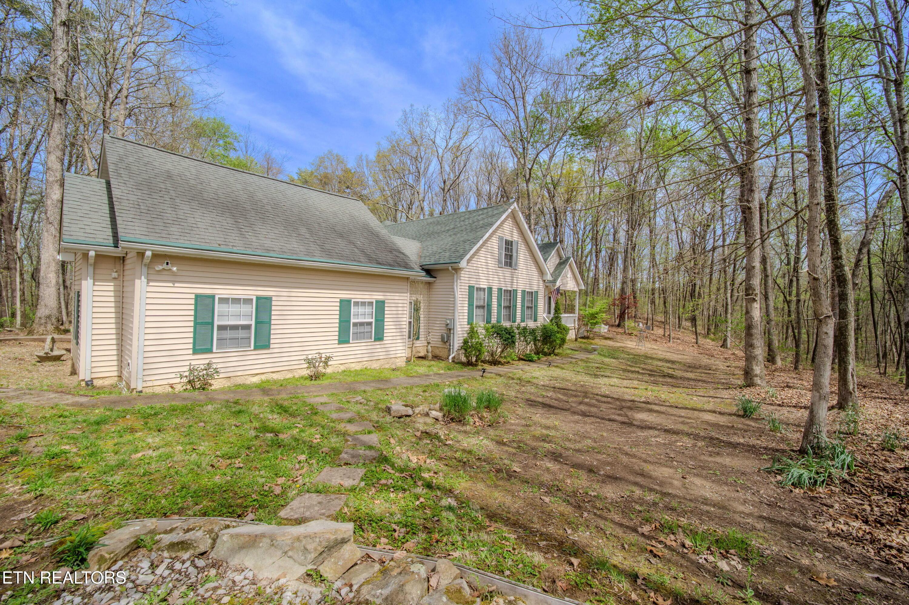 Image 2: DSC06118-HDR