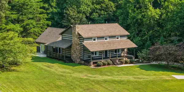 Image 3: 52-6039 Lindrick Ln 57