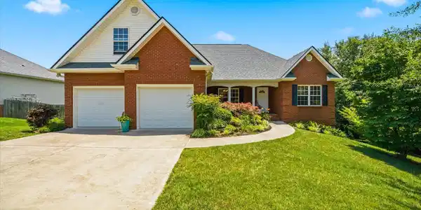 8127 Canter Lane