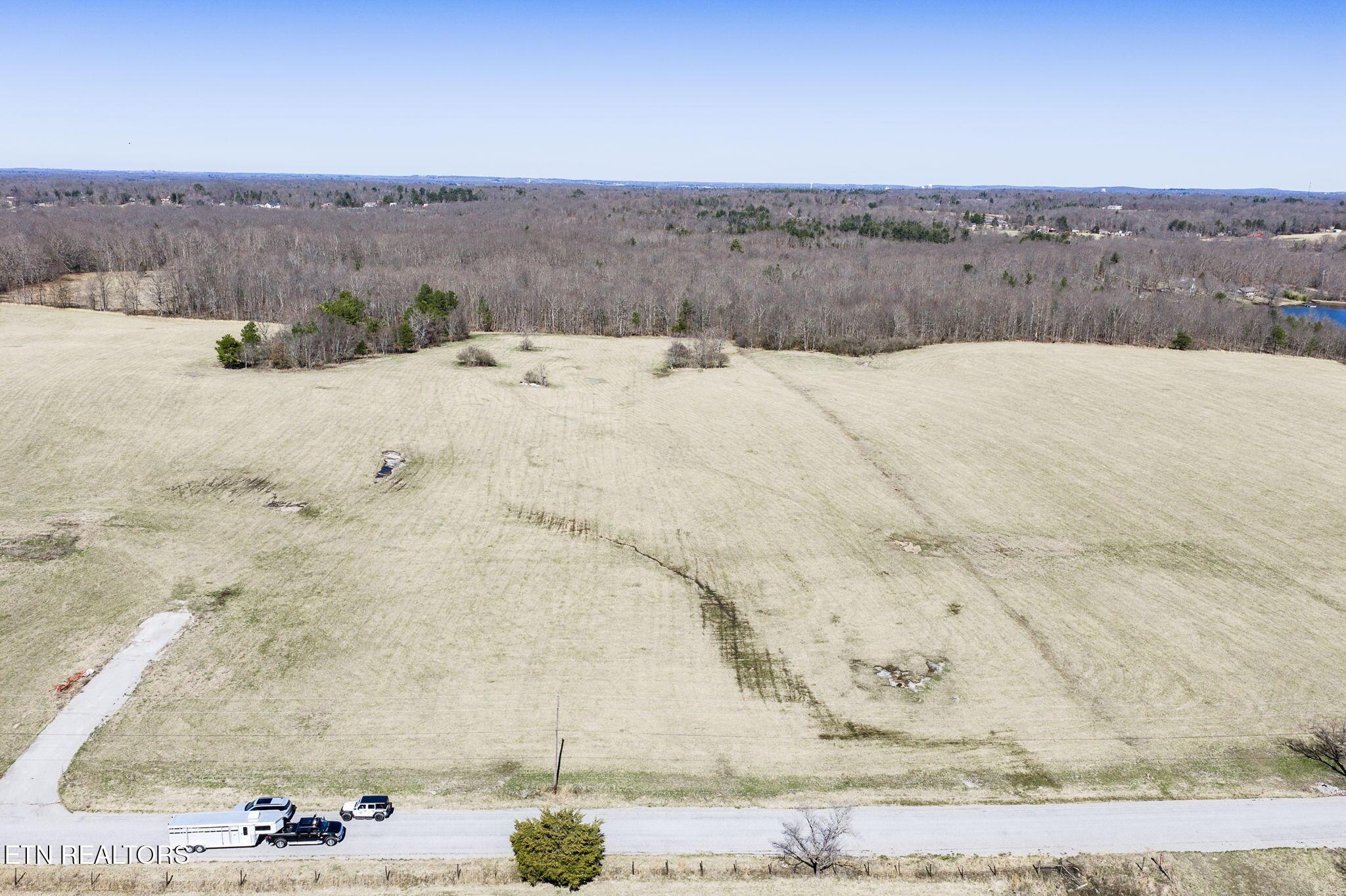 Image 2: Lot 5