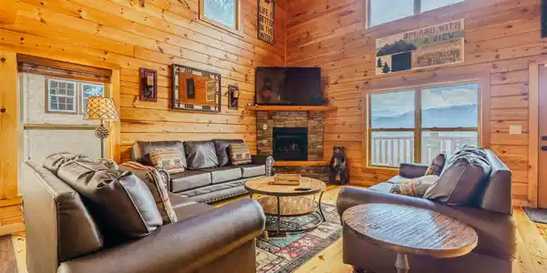 Image 4: 9-web-or-mls-_DSC6311-HDR