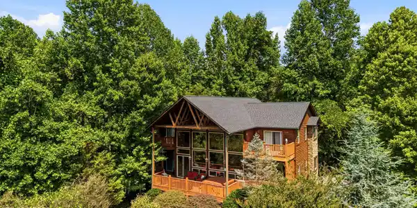 1716 Smoky Hills Drive
