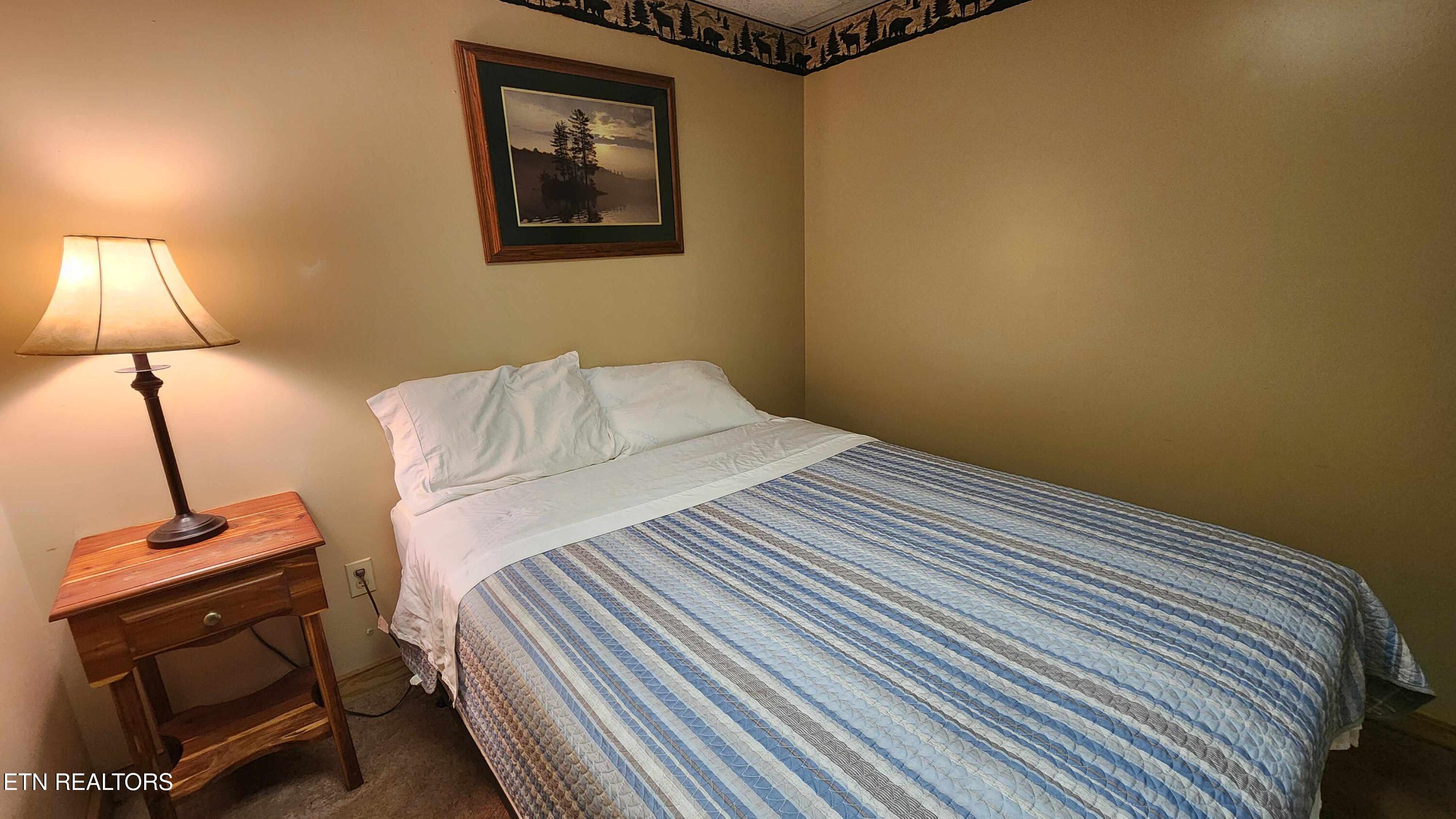 Image 2: Suite A -- Bedroom 1A