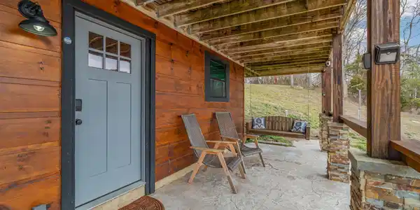 Image 4: 5-web-or-mls-2138 Kerr Road-2