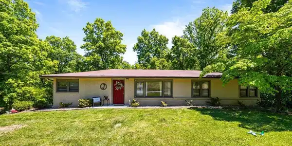 905 Pinecrest Rd