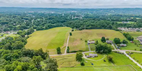 8150 Pelleaux Rd