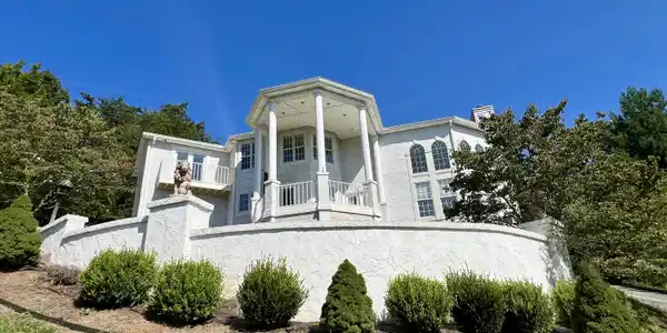 3354 Bentwood Drive