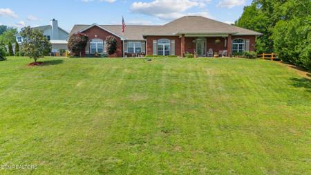 854 River Cliff Drive