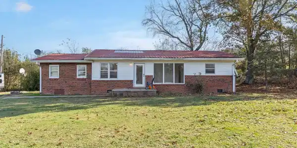 217 Holly Rd