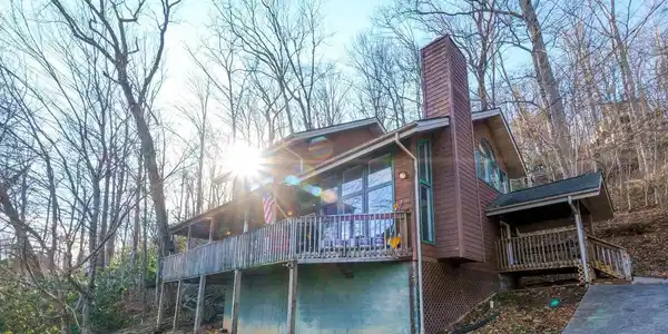 1580 Zermatt Drive