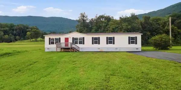Image 3: 51-web-or-mls-020_DJI_0517
