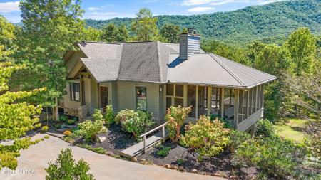 4893 Allegheny Cove Way