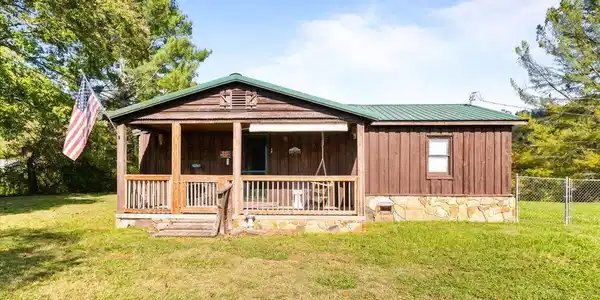 135 Midway Rd