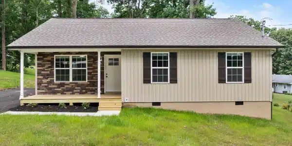 391 Summit Drive