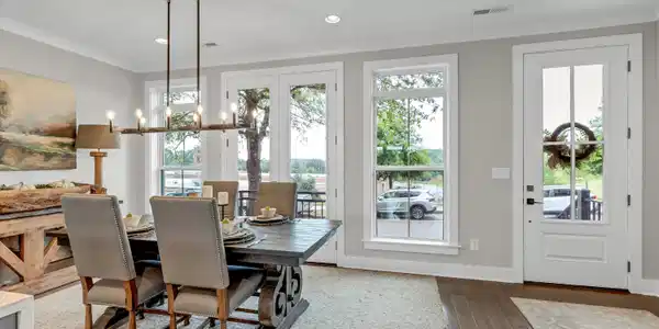 Image 3: Kensington -1812 Thunderhead Dr-8
