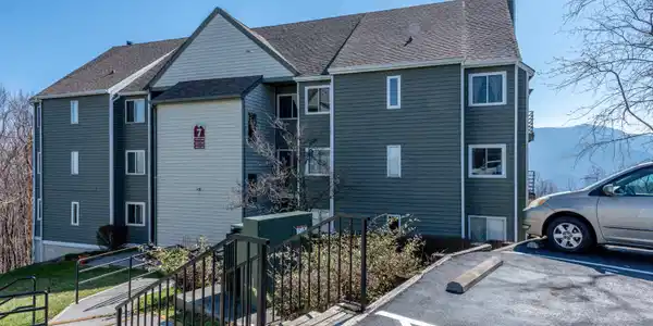 1260 Ski View Drive