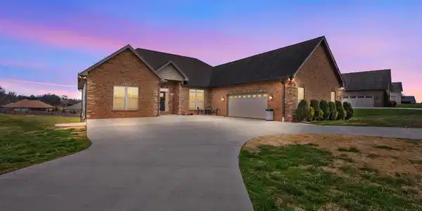 1126 Kessler Way