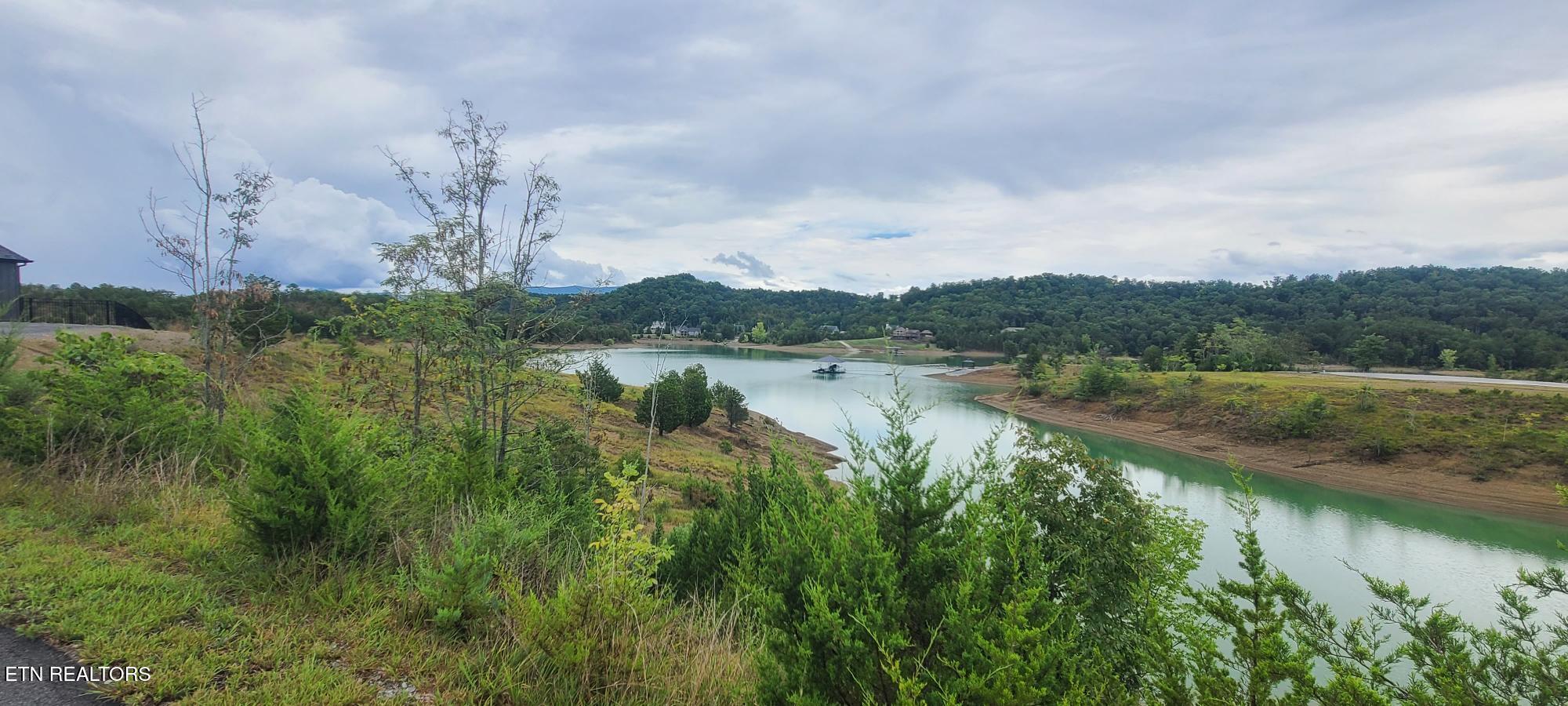 Image 2: 1 08 12 25