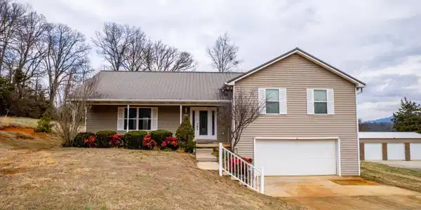 3018 Peach Orchard Rd