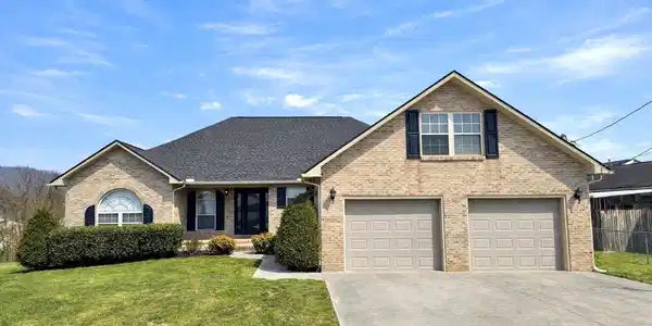 116 Colonial Heights