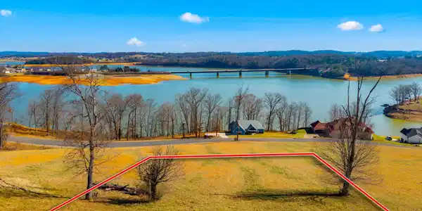 Image 2: 001-2480StarboardCrestRoad-Morristown-TN