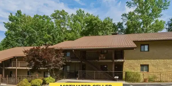 221 Woodland Rd