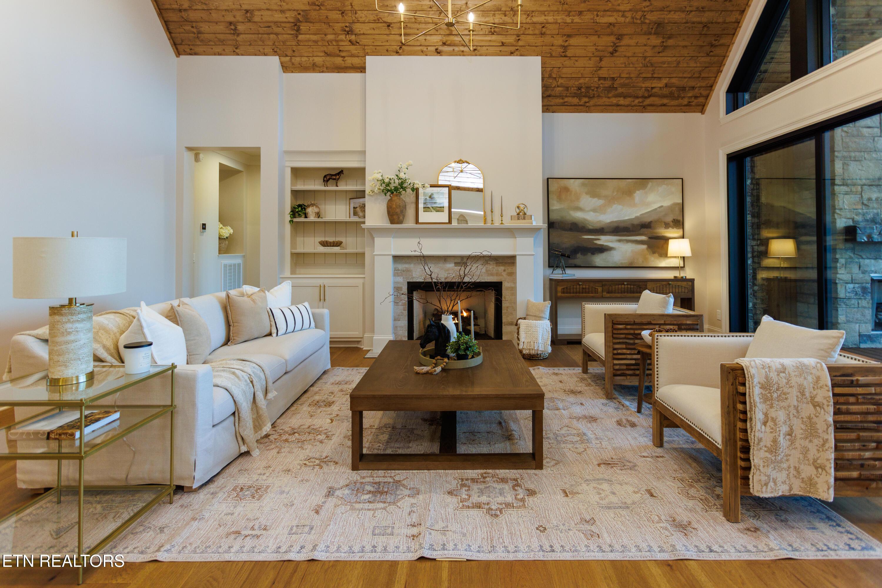 Image 3: Hunterwood-02