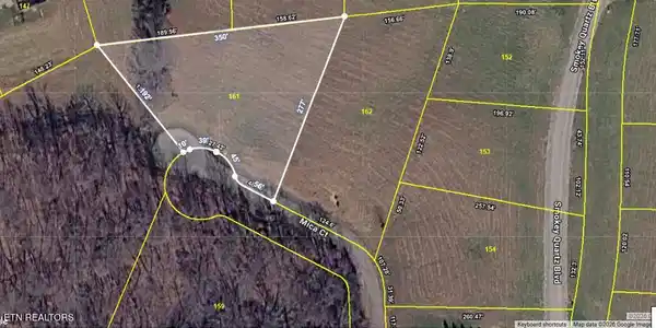 Image 3: lot boundaries