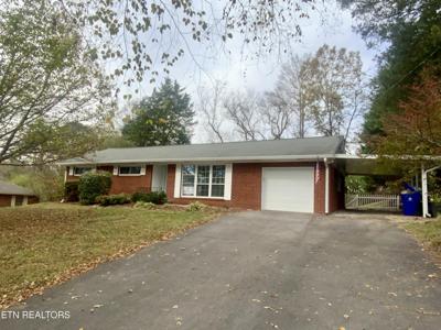 312 Maple St