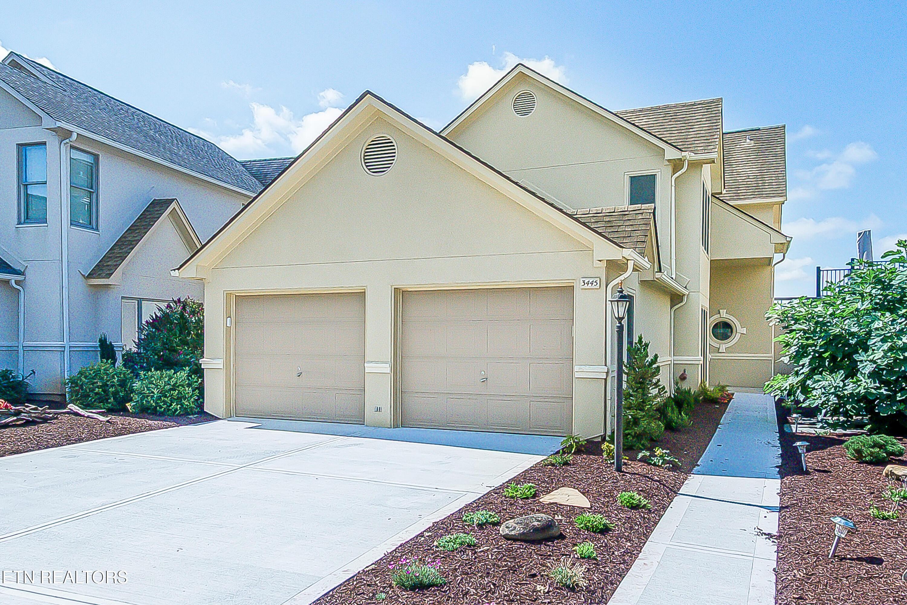 Image 1: 3445 Commodore Point Knoxville TN 37922