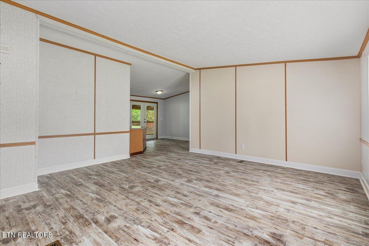 Image 4: 02-1091 Fairview-1