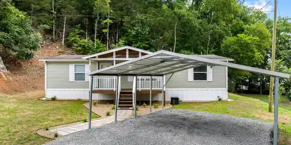 941 Thinwood Drive Drive