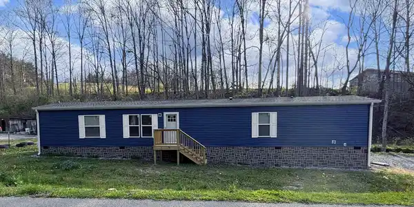 596 Old Long Hollow Rd