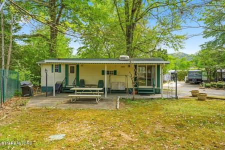 8450 Highway 73