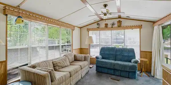 Image 4: 04-Living Room