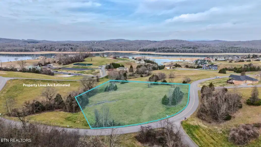 Image 1: 1-web-or-mls-DJI_20260108113720_0693_D