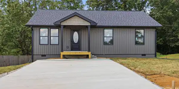 207 Long Hollow Rd