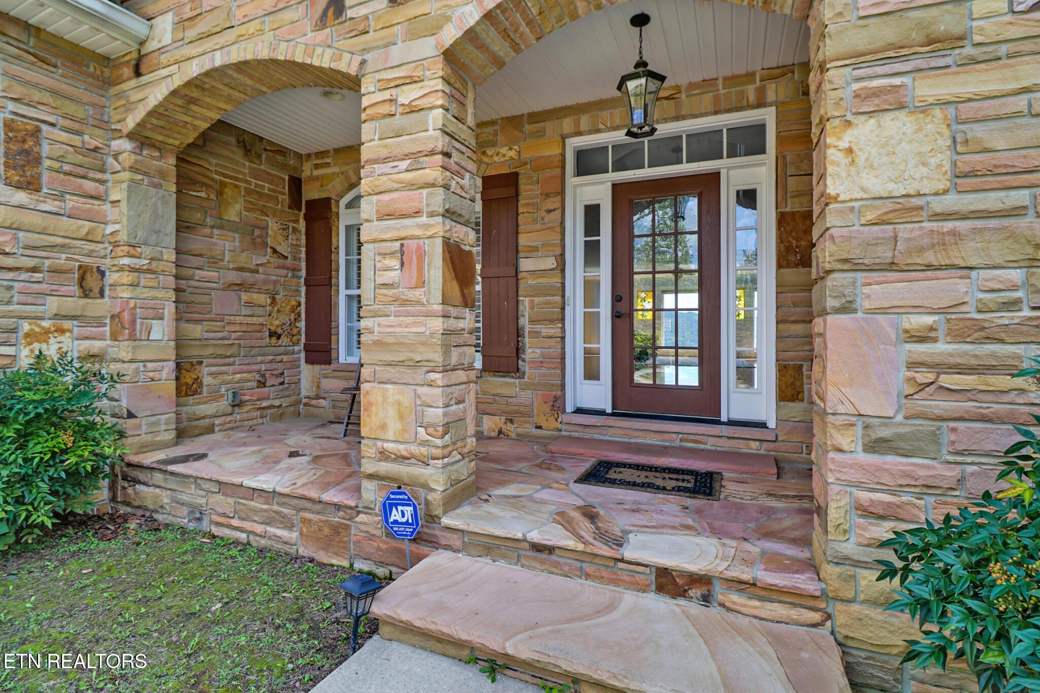 Image 4: if1a1879-if1a1883