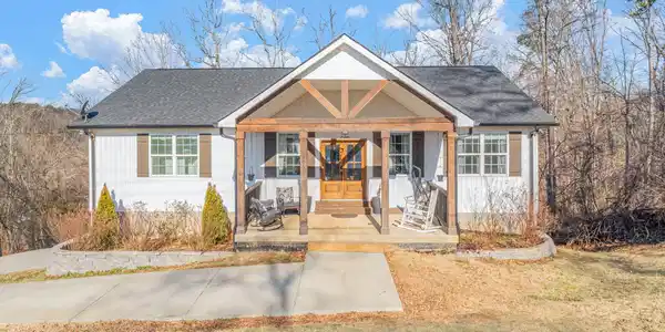 5405 Springplace Circle