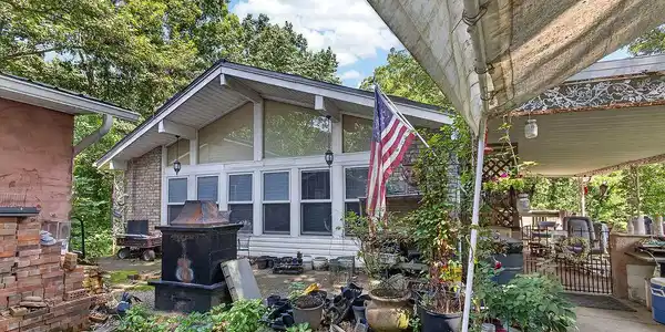 618 Corum Rd