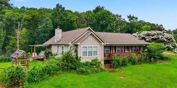 Image 2: 02-005_DJI_20260721104613_0706_D