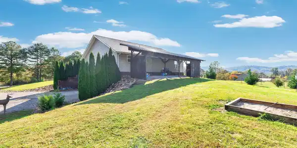 487 Kearney Rd