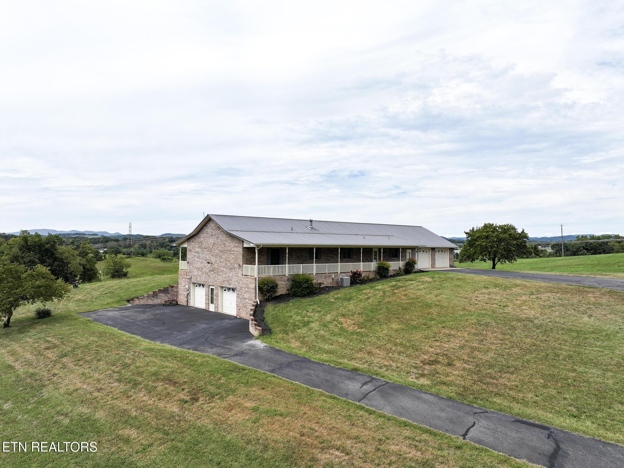 Image 3: DJI_20240904172302_0243_D