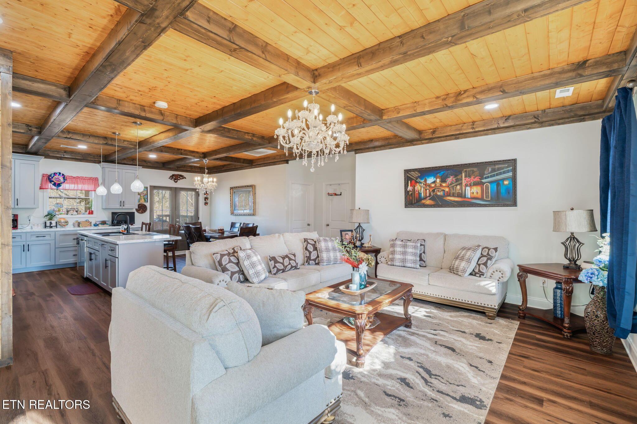 Image 3: 5-web-or-mls-5405 Springplace Circle-6