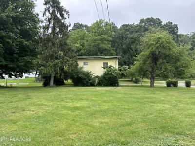 1688 Ridgeway Drive