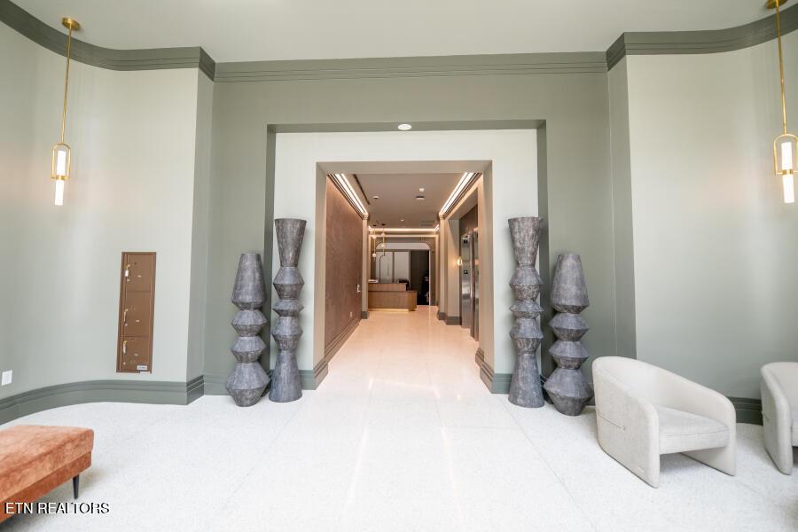 Image 4: Residential Lobby